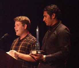 Sean Astin and Sala Baker accepting the Hugo for The Lord of the Rings - Copyright © 2002, Suzanne Gibson