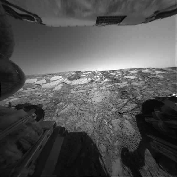 Looking up from within Endurance crater.  Image credit NASA/JPL.