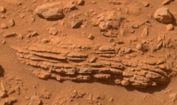 Layered rock, true color. Image credit NASA/JPL.